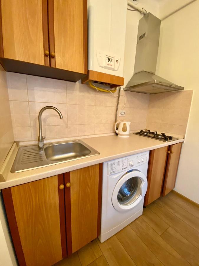 Yaroslav Osmomysl Square Apartments Lwów Zewnętrze zdjęcie