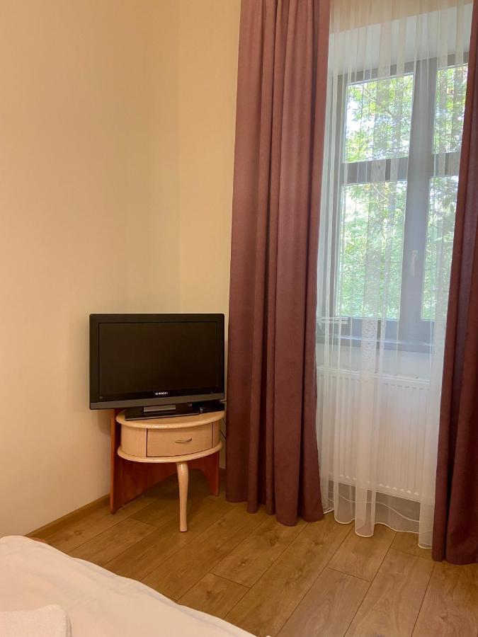 Yaroslav Osmomysl Square Apartments Lwów Zewnętrze zdjęcie