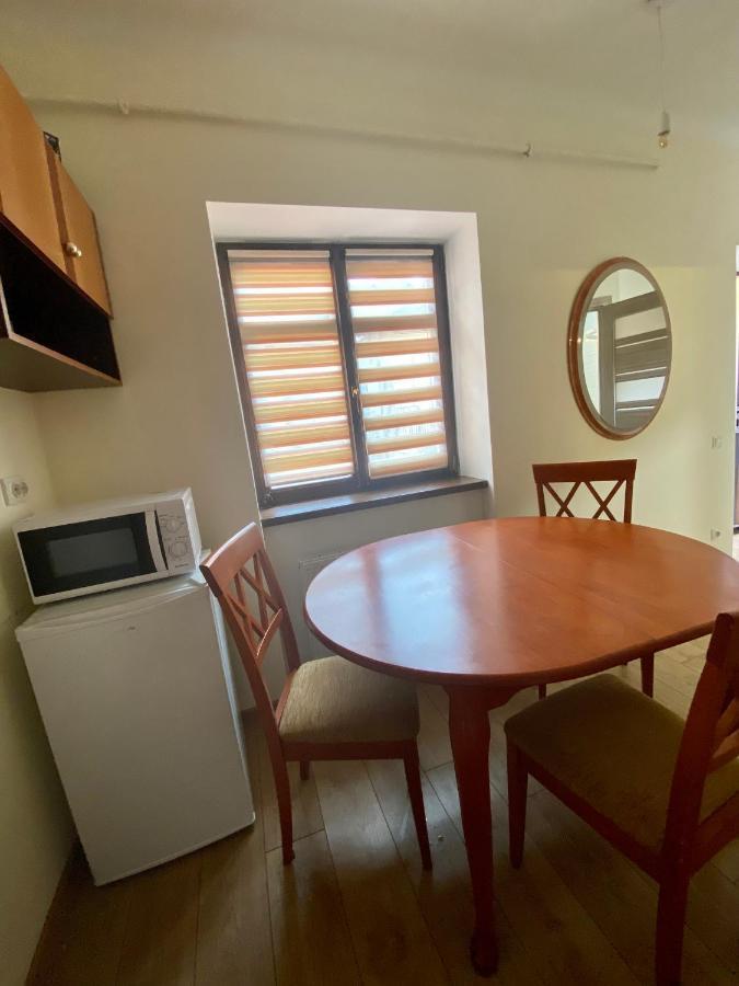Yaroslav Osmomysl Square Apartments Lwów Zewnętrze zdjęcie