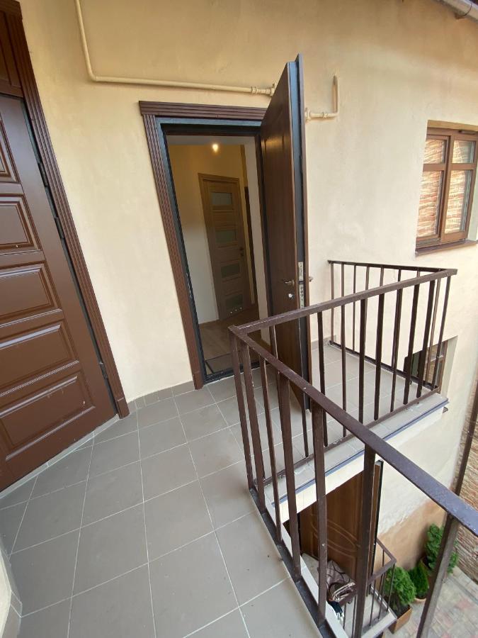 Yaroslav Osmomysl Square Apartments Lwów Zewnętrze zdjęcie