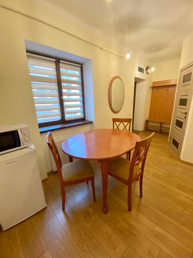 Yaroslav Osmomysl Square Apartments Lwów Zewnętrze zdjęcie