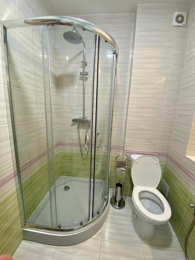Yaroslav Osmomysl Square Apartments Lwów Zewnętrze zdjęcie